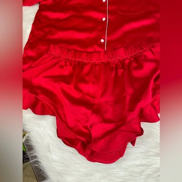 Victoria’s Secret Red Satin Pajama Set Small - Picture 6 of 16
